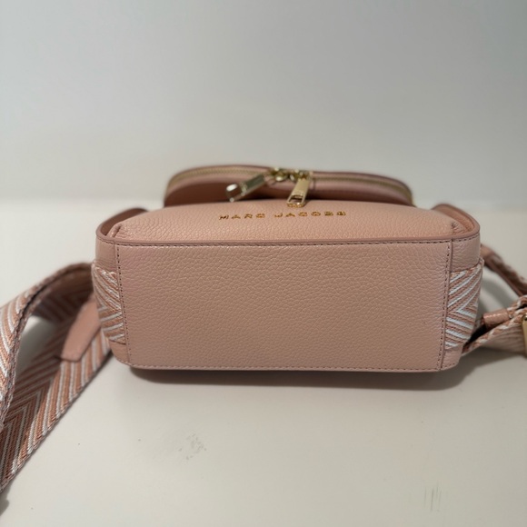 NWT Marc Jacobs mini messenger in rose - Picture 7 of 11